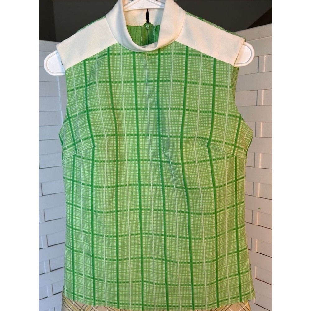 Vintage 1960s Gay Gibson Green Plaid Mod Shirt with White Mock Neck